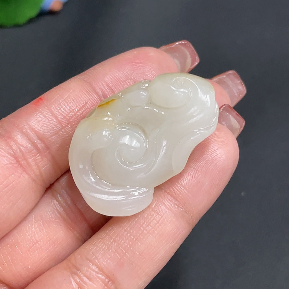 Hetian Jade Pendant, Ruyi, Undetermined Skin Color Origin, Total Weight Approx. 16.6g