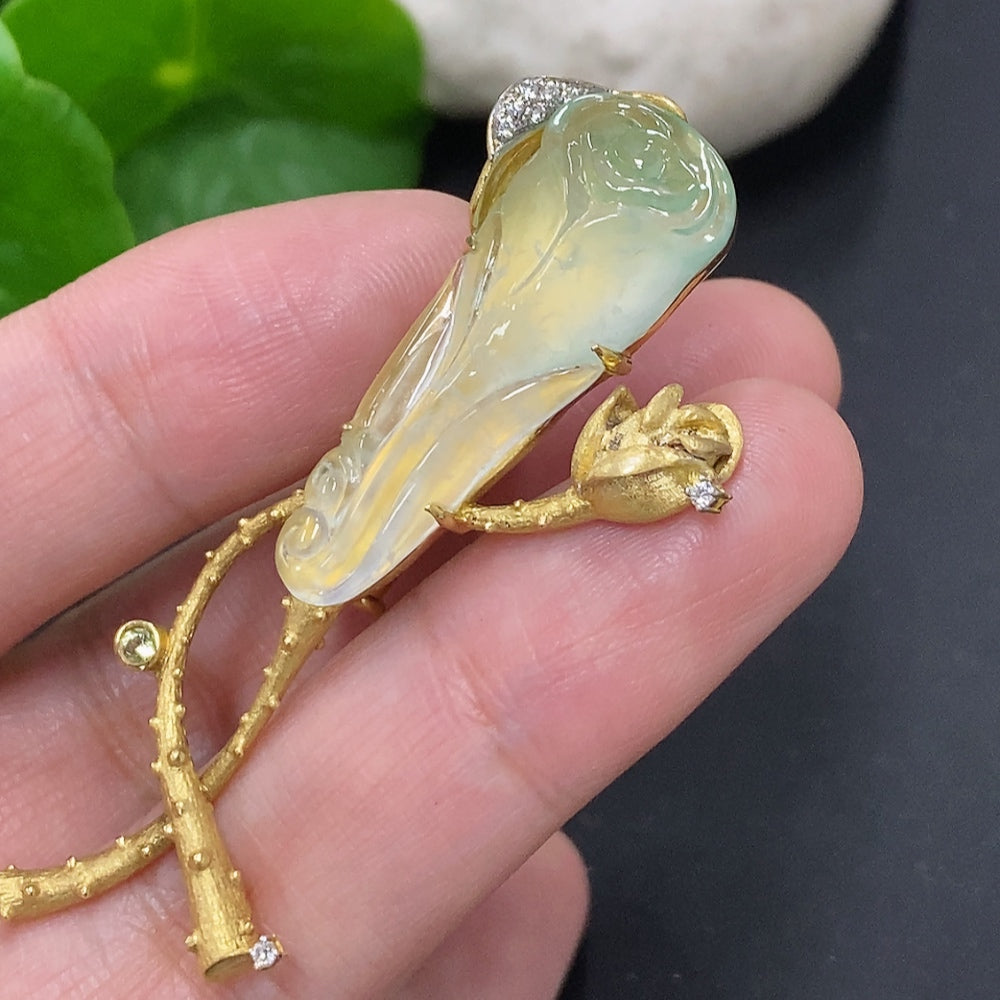 Huiliu Jadeite brooch with diamond accents, inlaid design, showcasing a polished green jade piece with intricate craftsmanship.