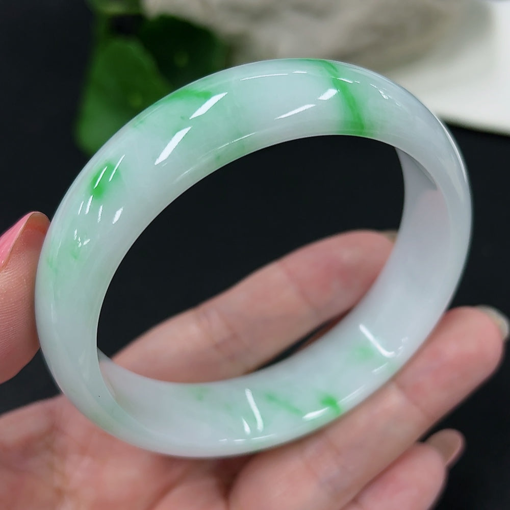Jadeite Round Bangle