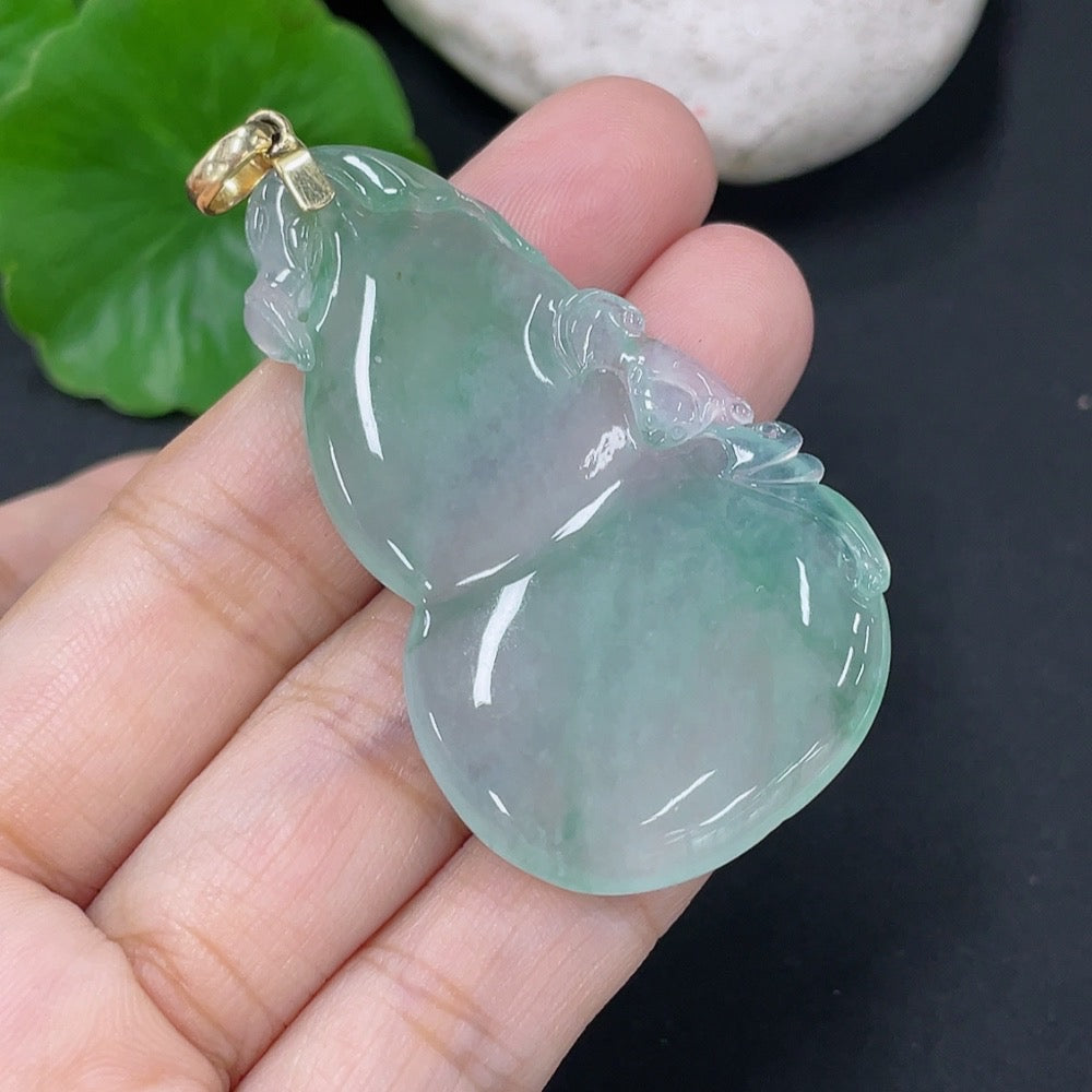 Jadeite Pendant Gourd with Bail . | Huiliu Certified