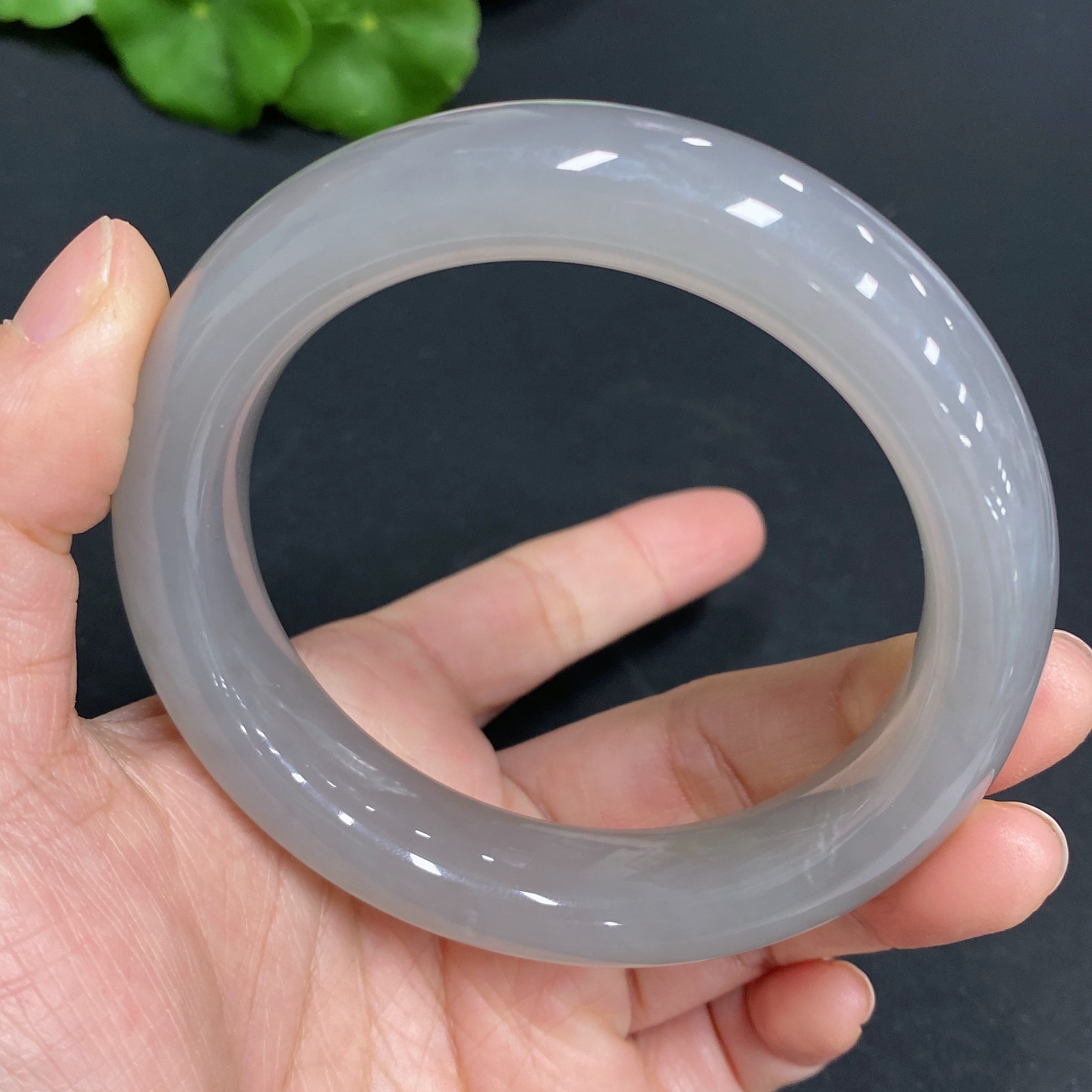 Hetian Jade Round Bracelet Size 58.7 Total Weight Approx. 77.7g