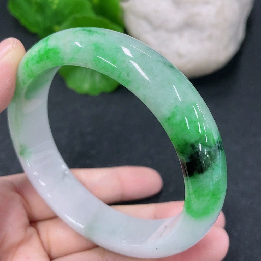 Jadeite Round Bangle with Other Mineral Components