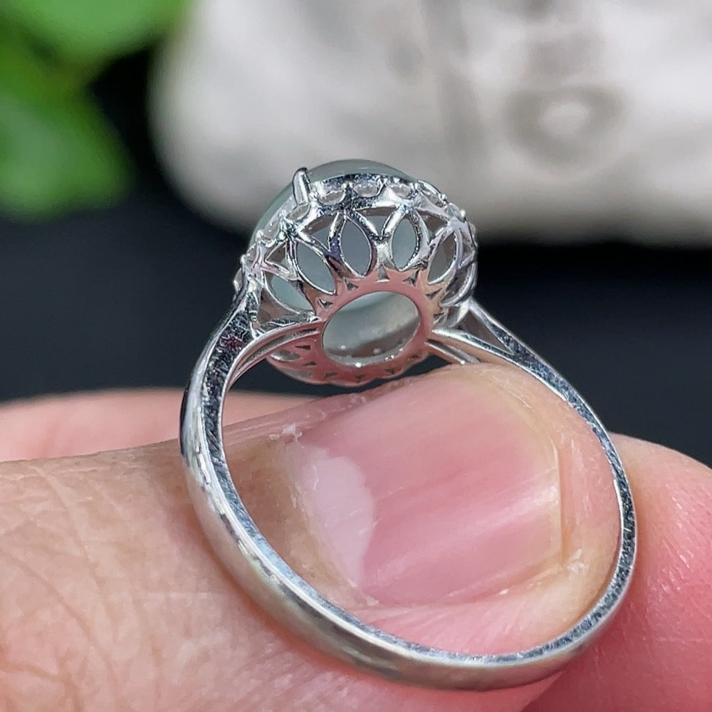 Jadeite Cabochon Inlaid Ring 18k Gold Setting Size 14.5 Total Weight Approx. 3.05g with Diamond Accents