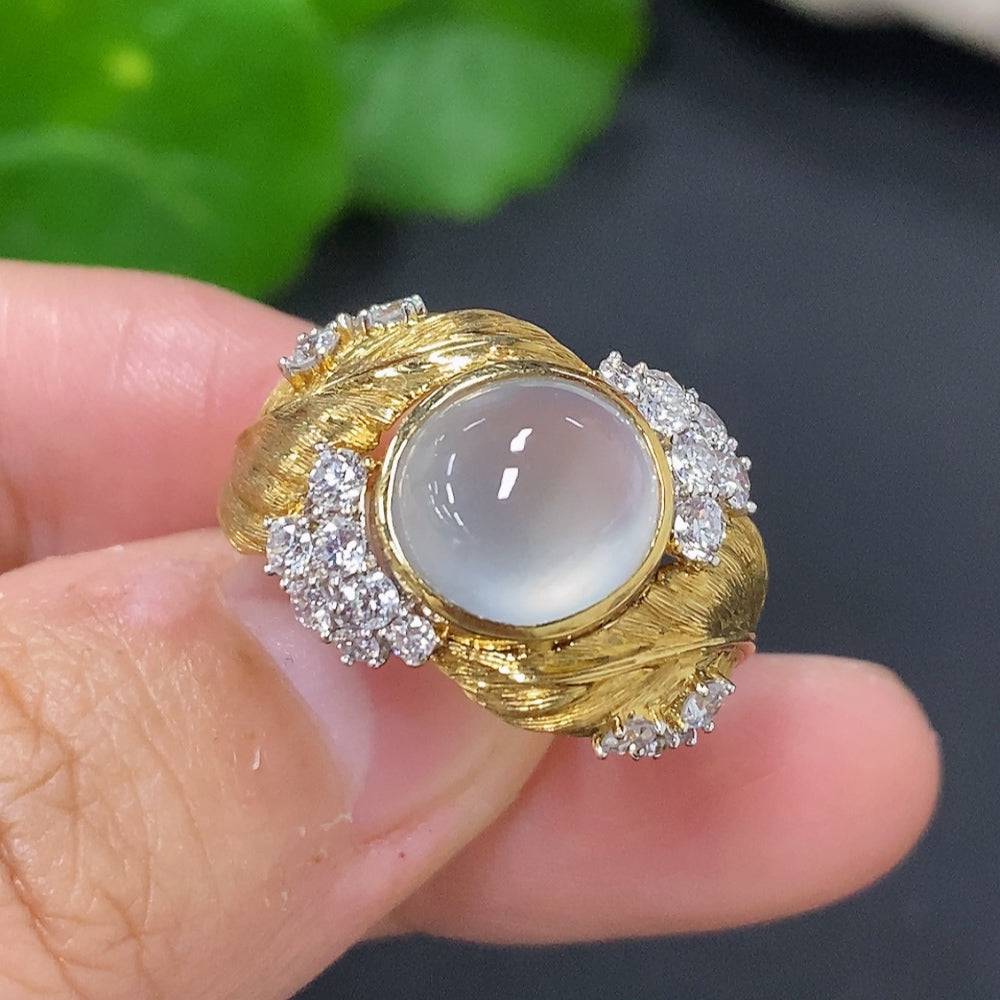 HUILIU HQ jadeite cabochon inlaid ring with 18K gold setting, size 11, weighing approx. 9.8g, featuring a smooth, polished jade stone.