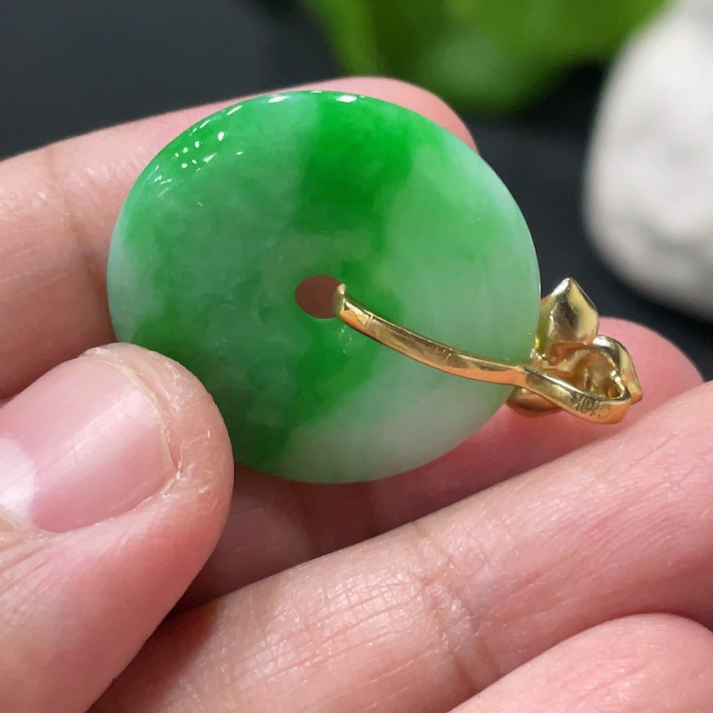 Jadeite Pendant Safety Buckle with 18K Gold and Diamond Accents, Total Weight Approximately 5.75g