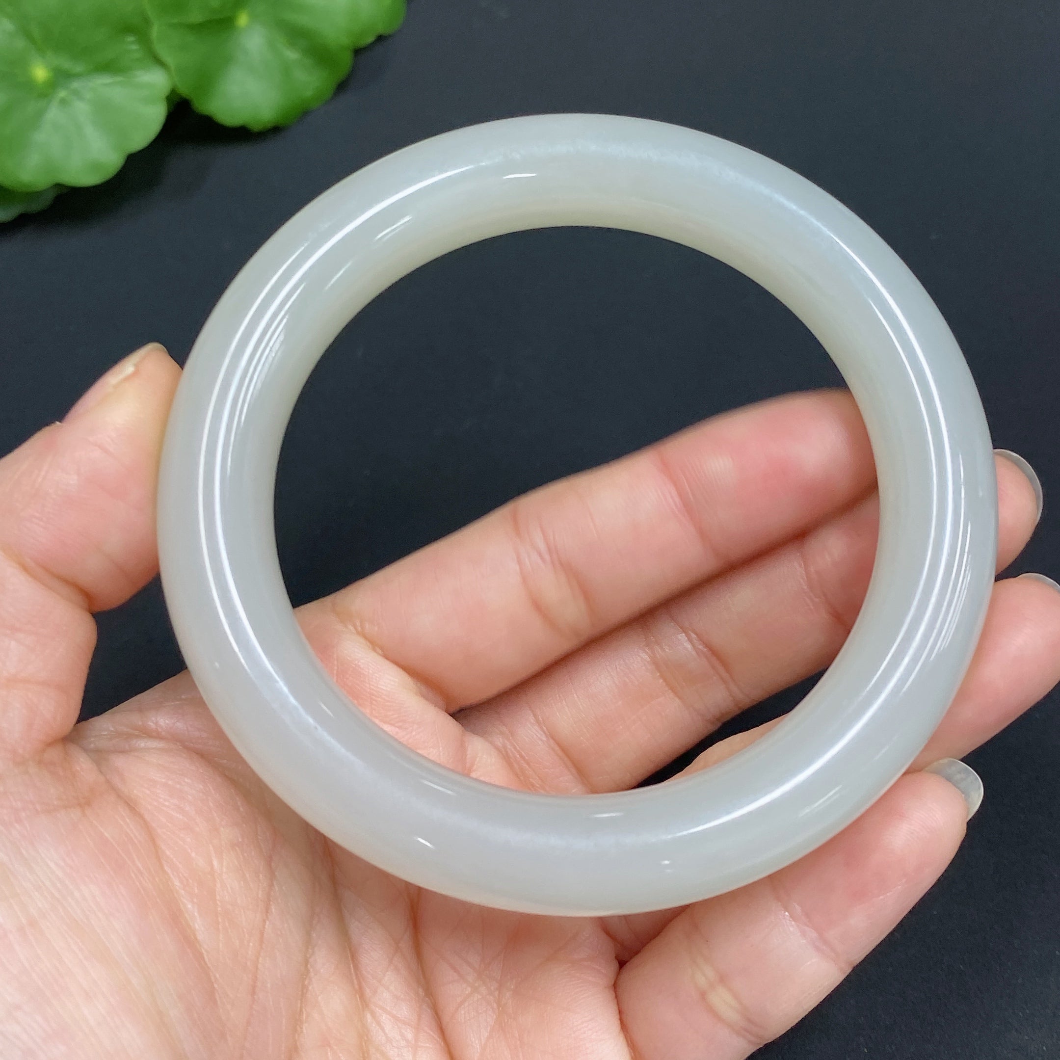 Hetian Jade Round Bangle Size 58.7 Total Weight Approx. 64g