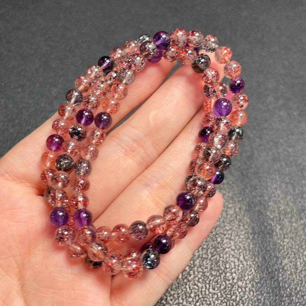 Huiliu gemstone crystal bead necklace with 5.3mm round beads, showcasing a string of sparkling, polished crystal beads.
