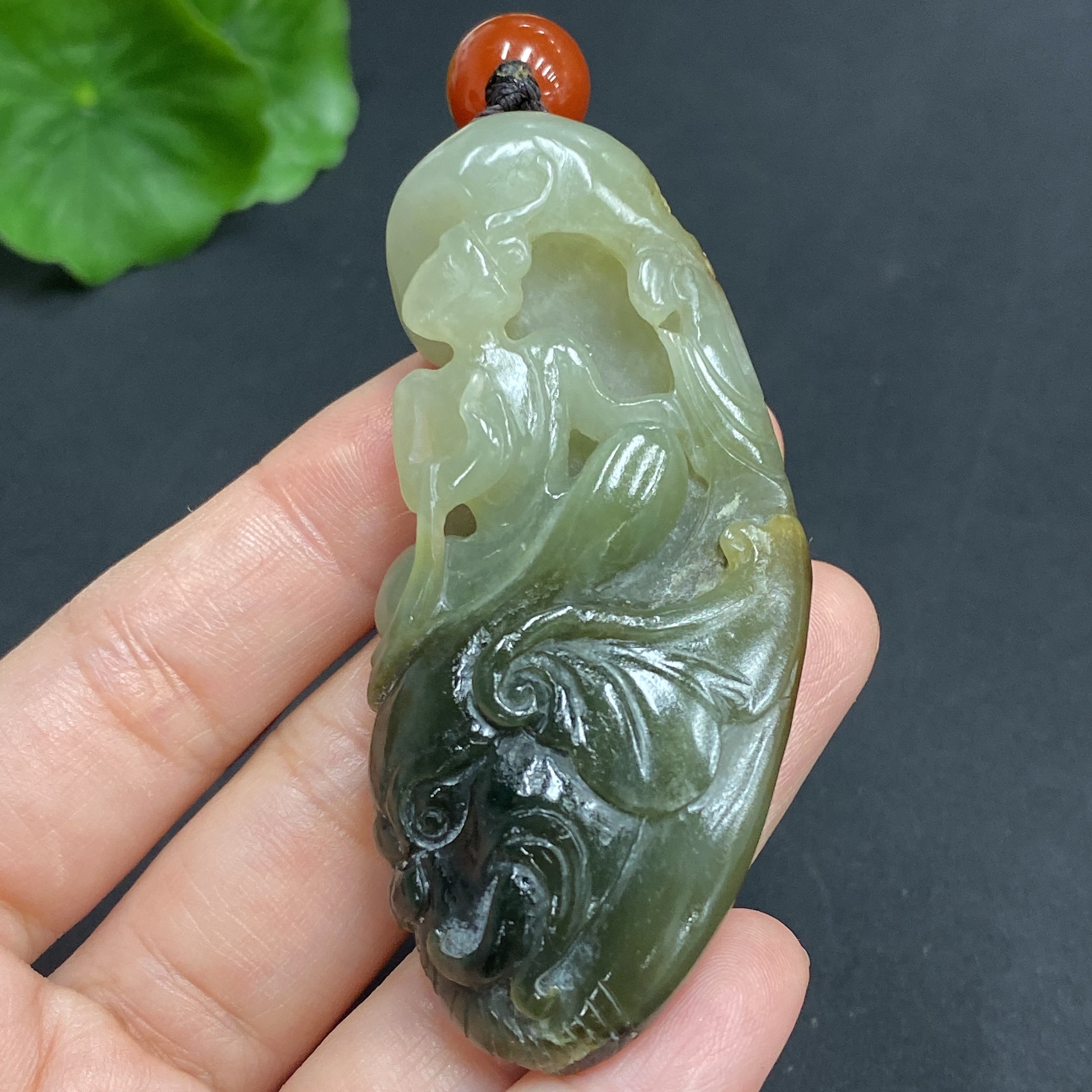 Hetian Jade Pendant: Samantabhadra Bodhisattva, total weight approx. 45.4g (including non-Hetian Jade chain), undetermined skin color origin