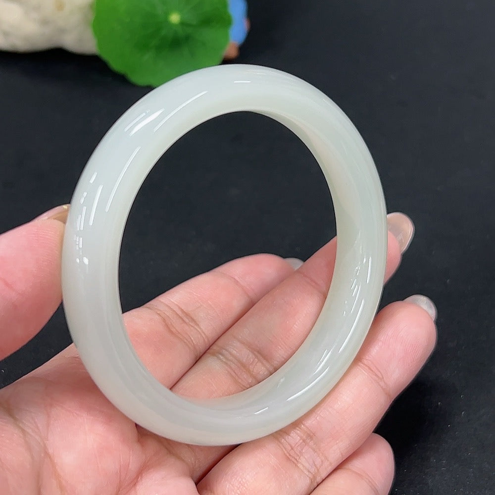 Hetian Jade Round Bracelet Size 58.3 Total Weight Approx.51g