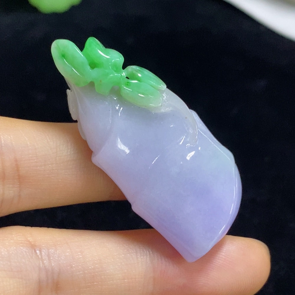 Huiliu Jadeite Bamboo Pendant, handcrafted jade jewelry with green bamboo design, certified by Huiliu HQ.
