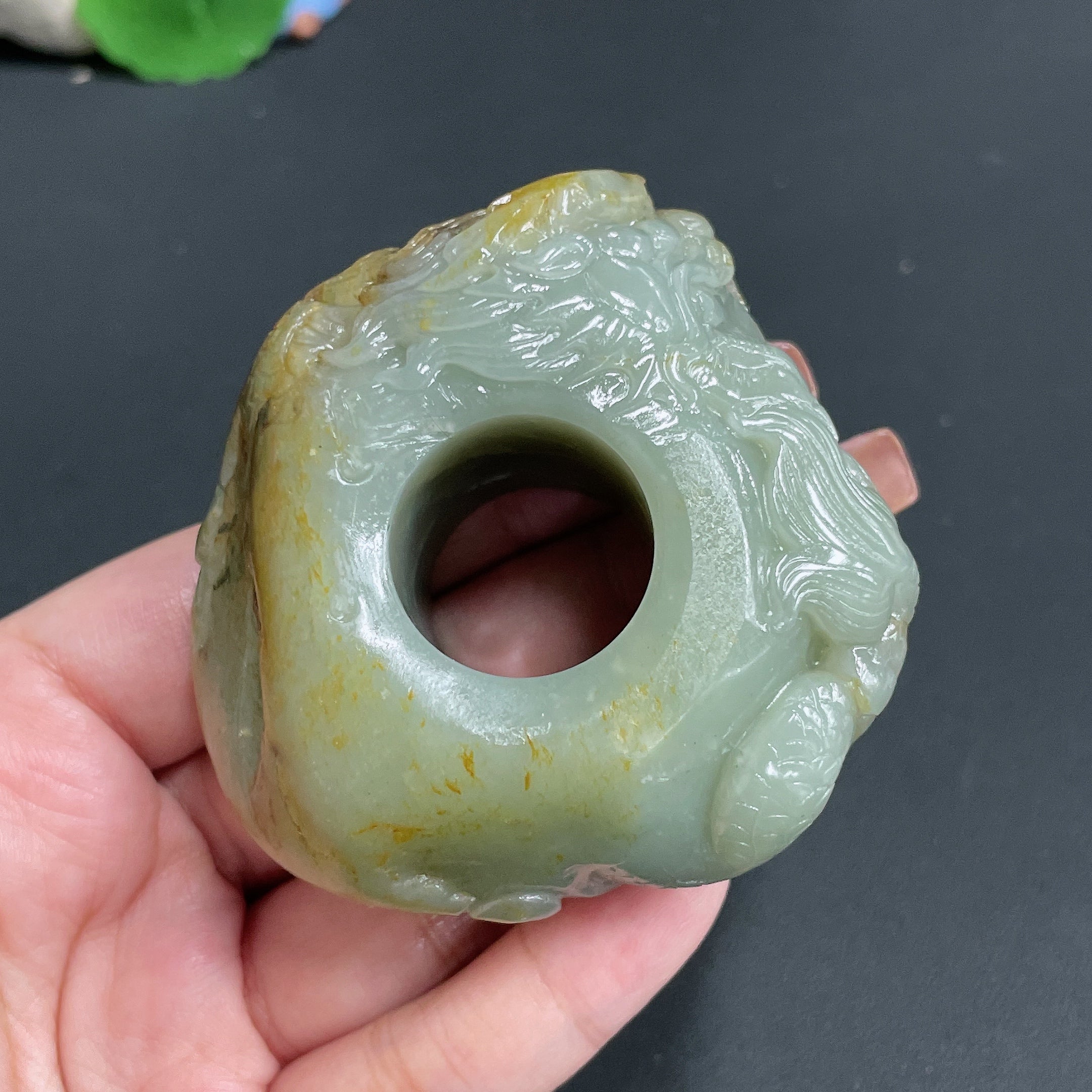 Hetian Jade Seed Material Thumb Ring - Roaming Dragon, Inner Diameter Approx. 22.4mm, Total Weight Approx. 193.64g, Undetermined Skin Color Origin