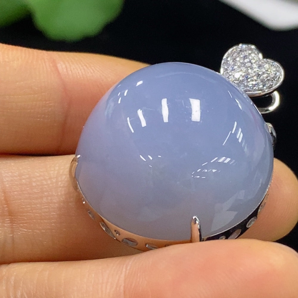 Jadeite Cabochon Pendant with 37% Gold and Non-Diamond, Total Weight Approx. 23.41g