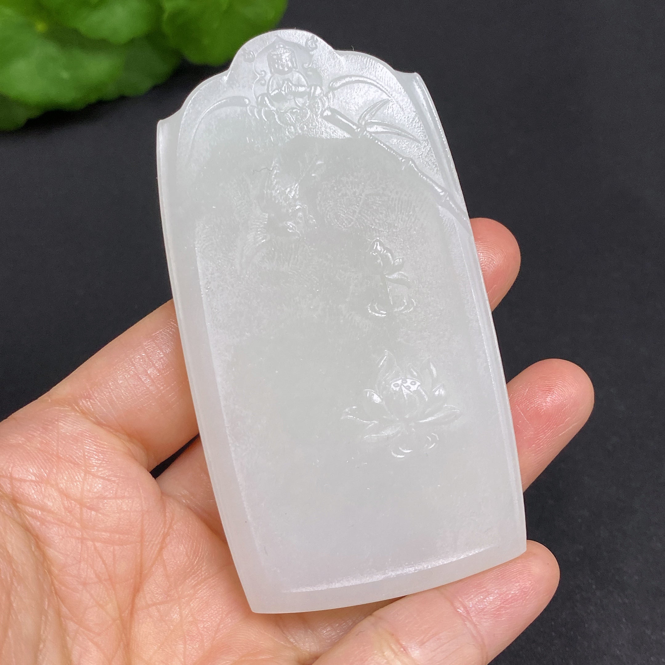 Hetian Jade Pendant Guanyin Total Weight About 75.1g