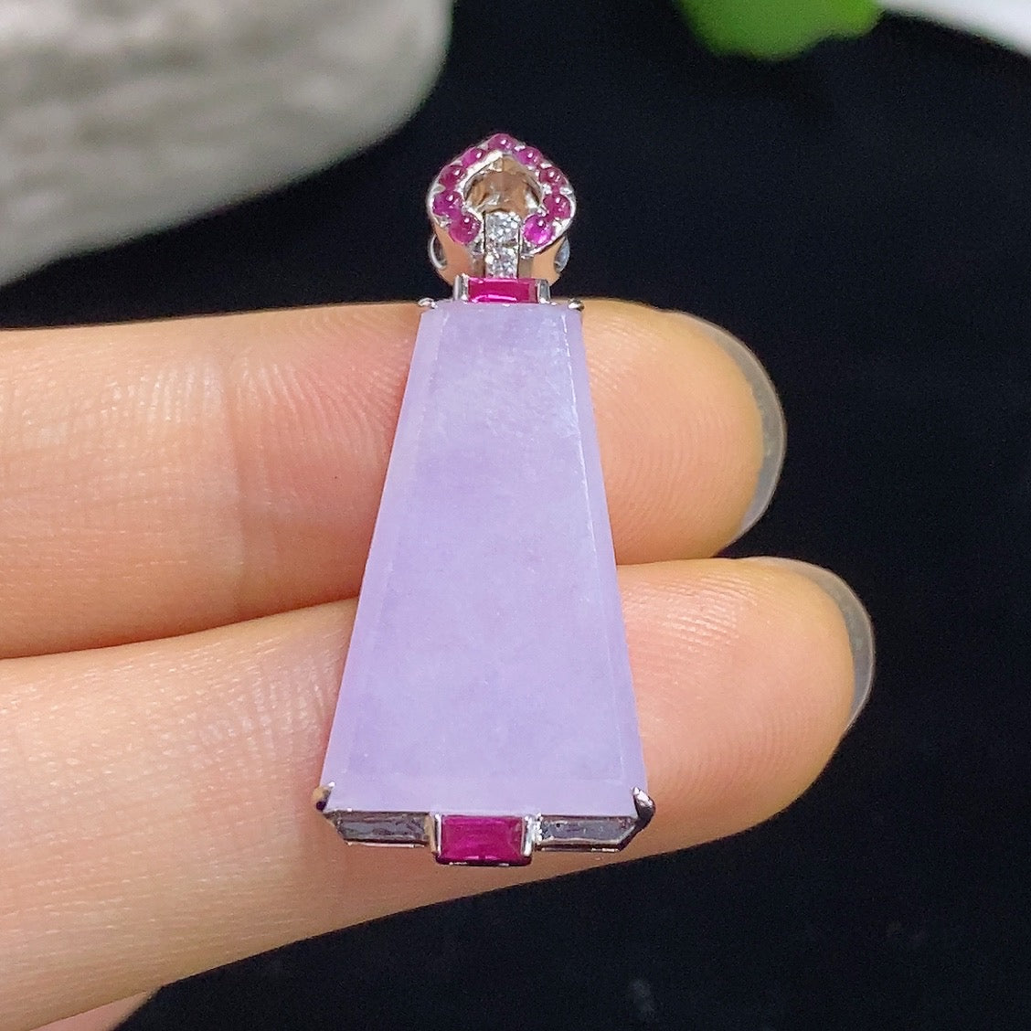 Jadeite Plain Pendant Mounted Pendant 18k with Diamond (Colorless) Total Weight Approx. 3.48g