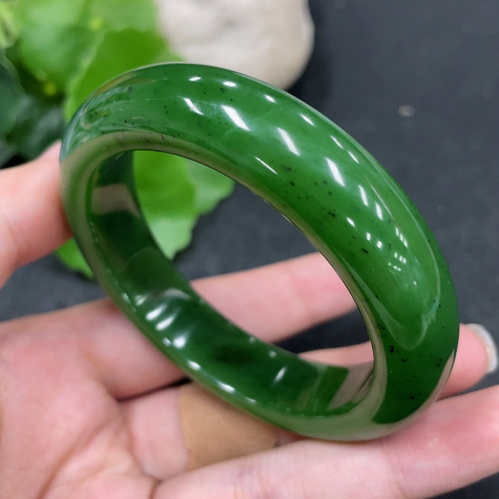 HUILIU HQ Hetian Jade green round bracelet, size 52.5, weighing approximately 59.7g, featuring polished jade beads.