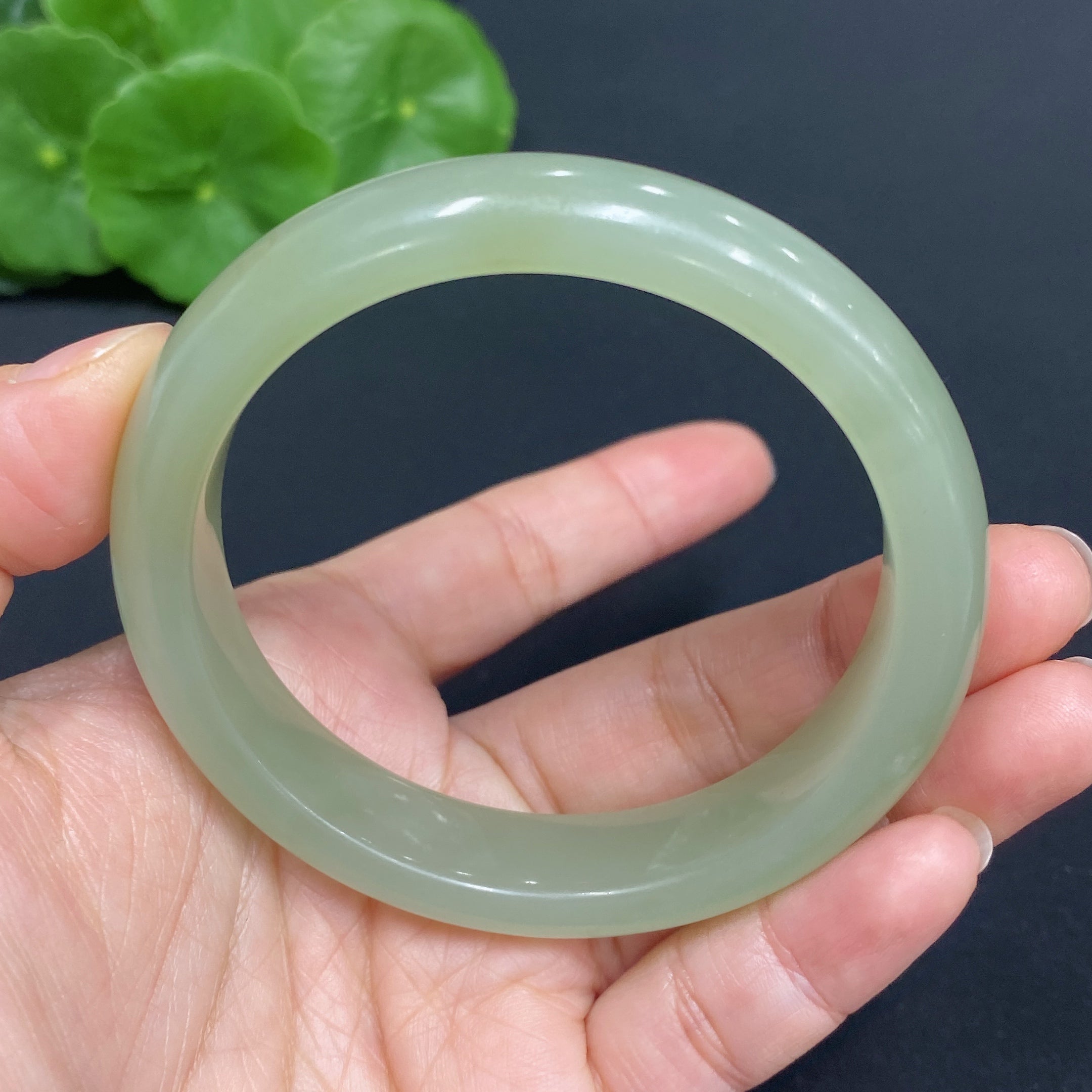 Hetian Jade Round Bracelet . | Huiliu Certified