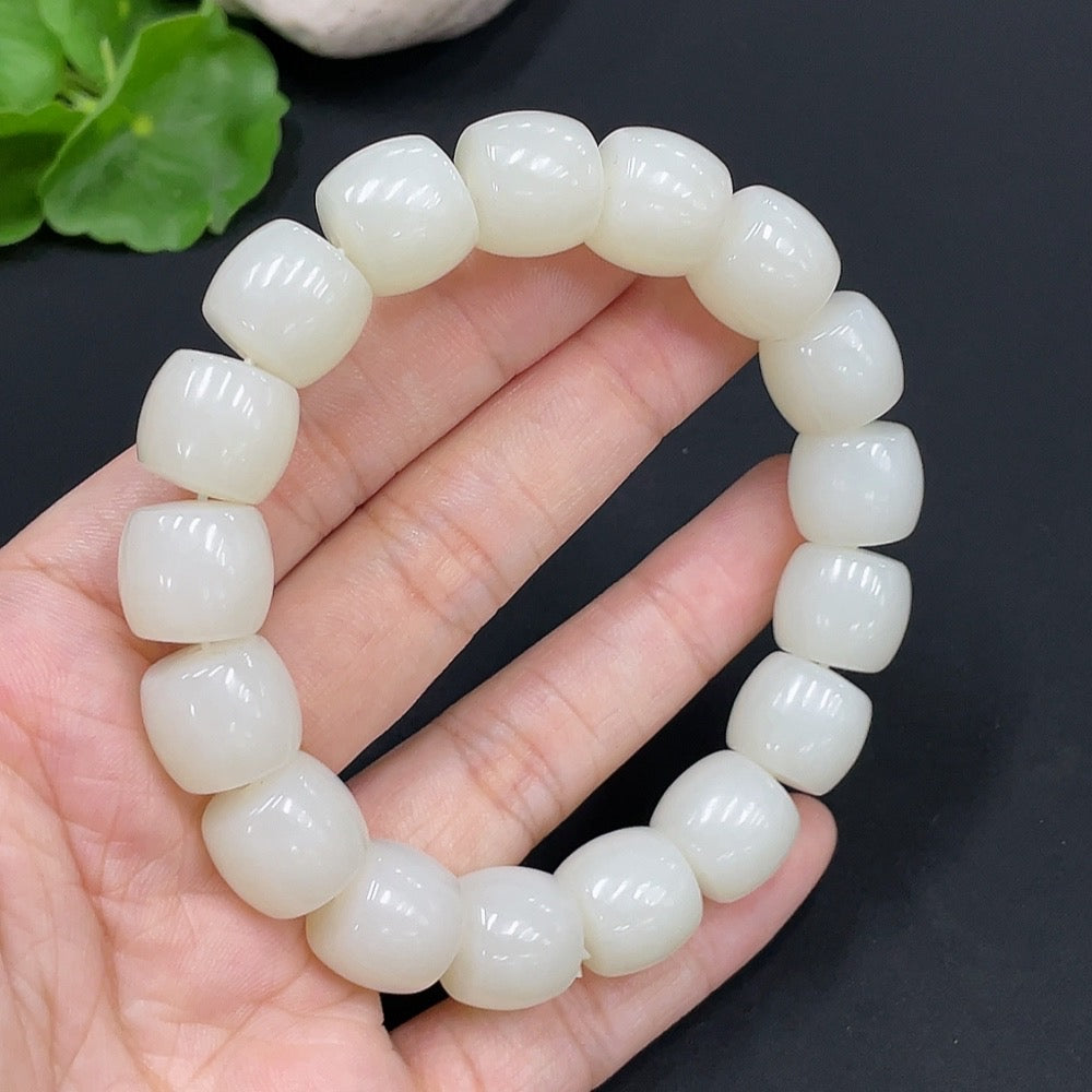 Hetian Jade Bracelet . 12.6mm . | Huiliu Certified