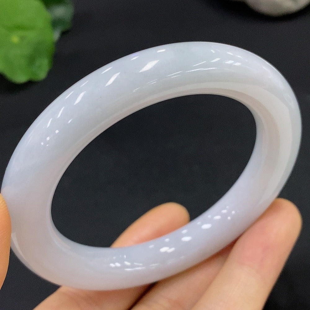 Jadeite Round Bangle Size 53.7 Total Weight 61.412g