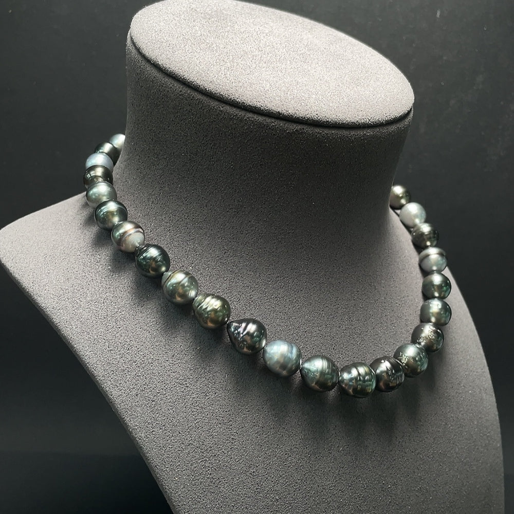 Seawater pearl necklace with 14k gold clasp, featuring 8.9-11.5mm pearls, weight approximately 62.5g, by HKHQ.