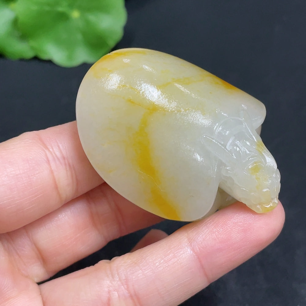 和田玉吊墜,龍龜,總重約51.4克,皮色來源不明