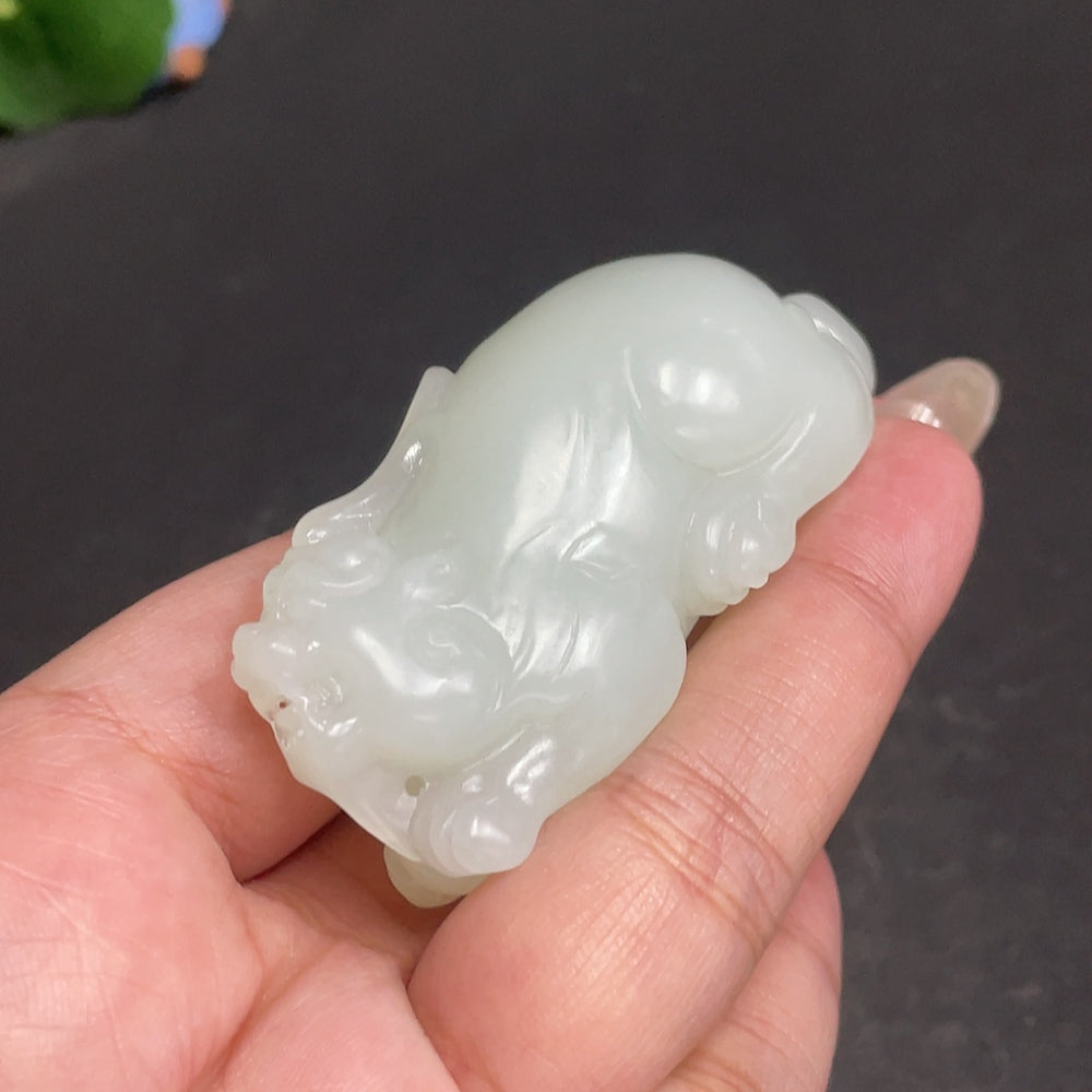 Hetian Jade Pendant, Auspicious Beast, Total Weight: Approx. 67.4g