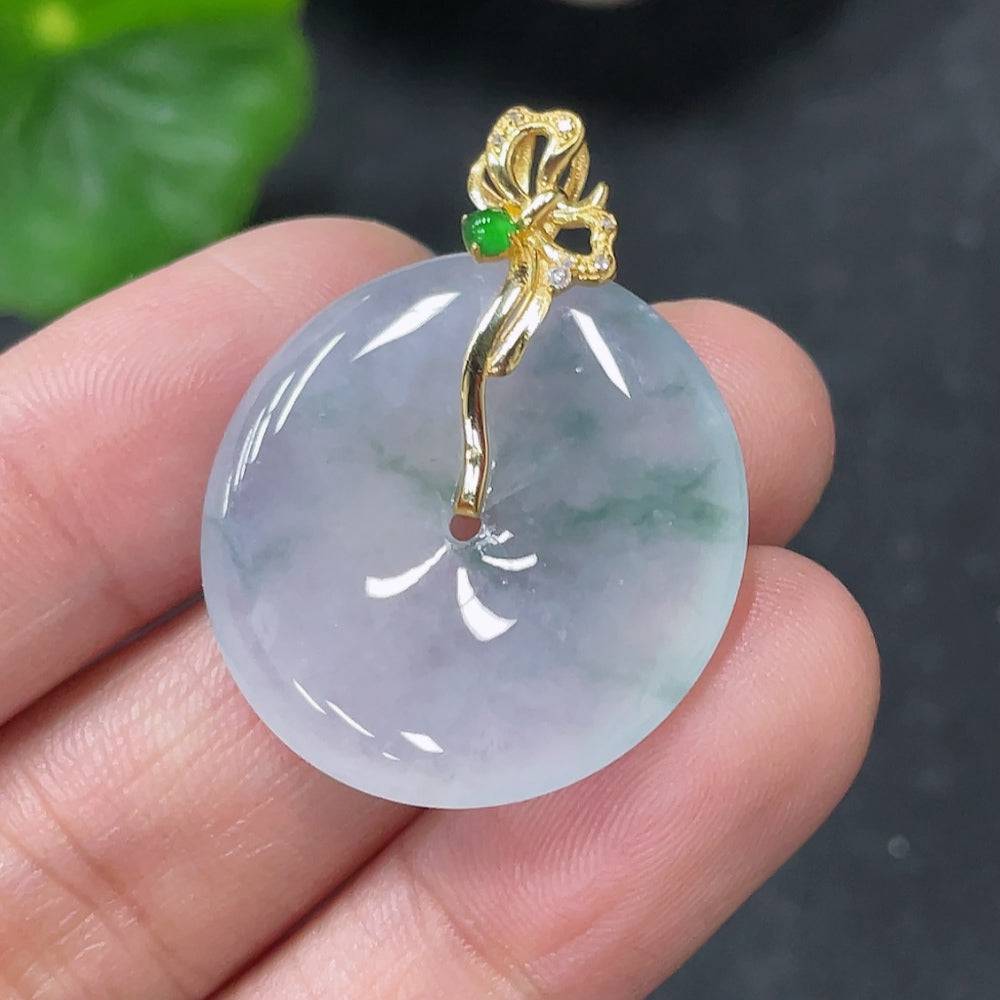 Jadeite Peace Knot pendant with 18k gold clasp, weighs 5.22g, featuring smooth green jade surface, no diamonds, by HUILIU HQ