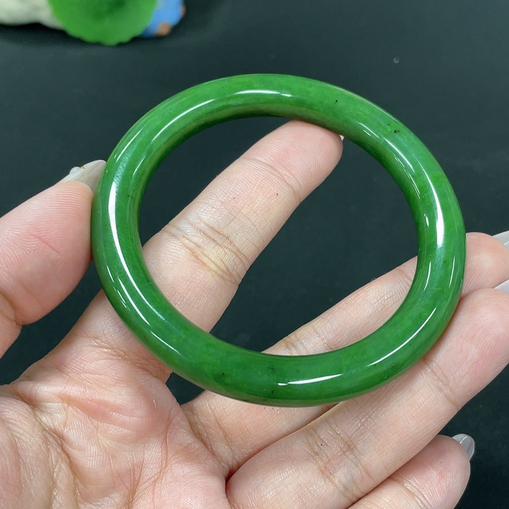 Hetian Jade Green Jade Round Bangle Size 55.7 Total Weight Approx. 41.8g