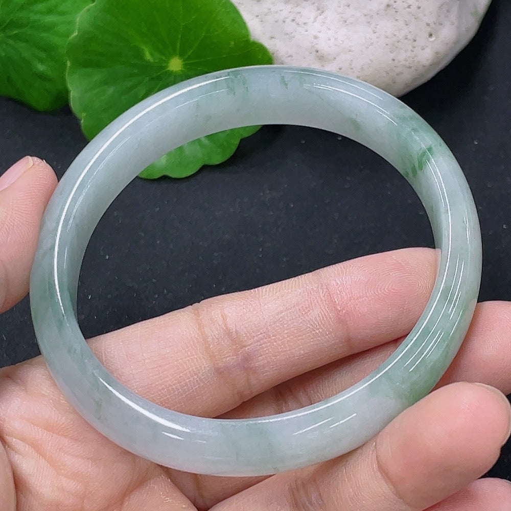 Jadeite Concubine Bangle Size 56.5/51.2mm Total Weight Approx. 37.5g