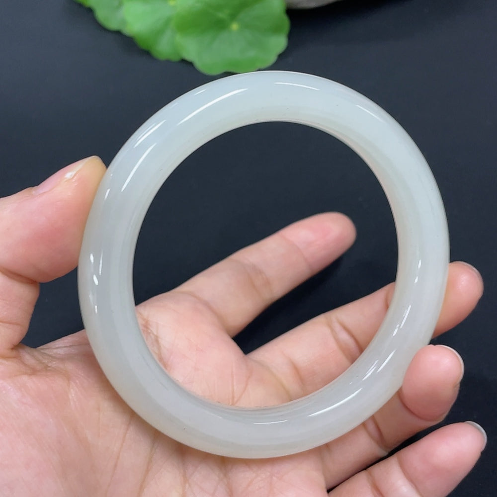 Hetian Jade Round Bracelet Size 58.8 Total Weight Approx. 52.9g
