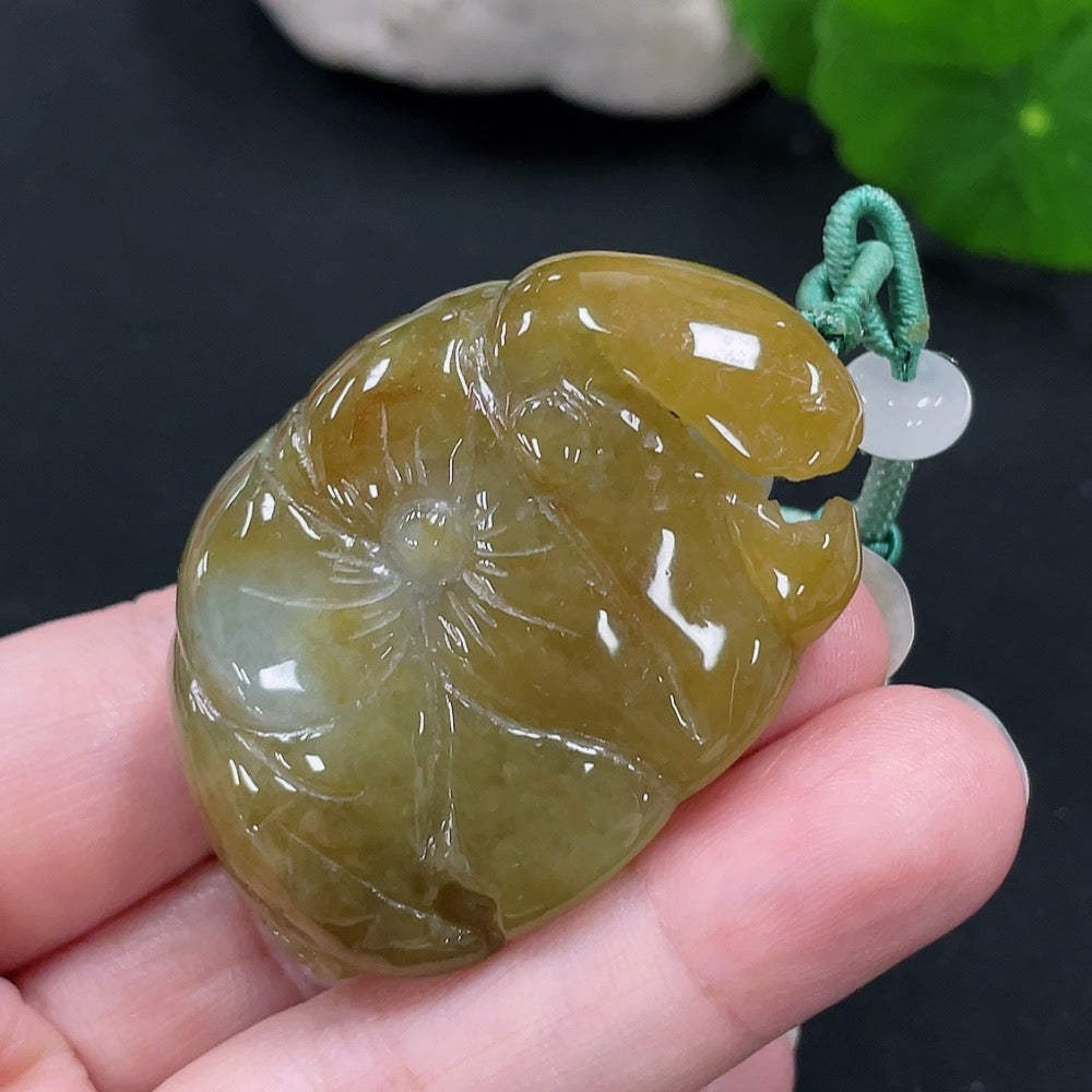 Jadeite Lotus Pendant Total Weight Approx. 45.3g Including Rope Weight Color Origin Undetermined Beads Not Grade A