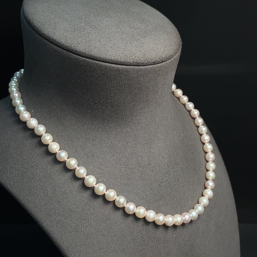 HUILIU HQ seawater pearl necklace with non-gold clasp, totaling approximately 26.84g, featuring lustrous pearls on a delicate string.