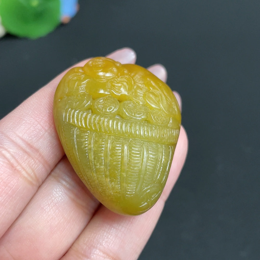 Hetian Jade Pendant - Buddha Figure, Total Weight Approx. 34.8g, Undetermined Skin Color Origin