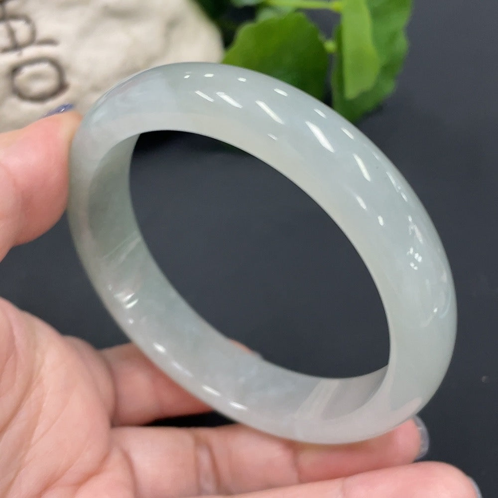Jadeite Round Bracelet 57.3 Inner Diameter