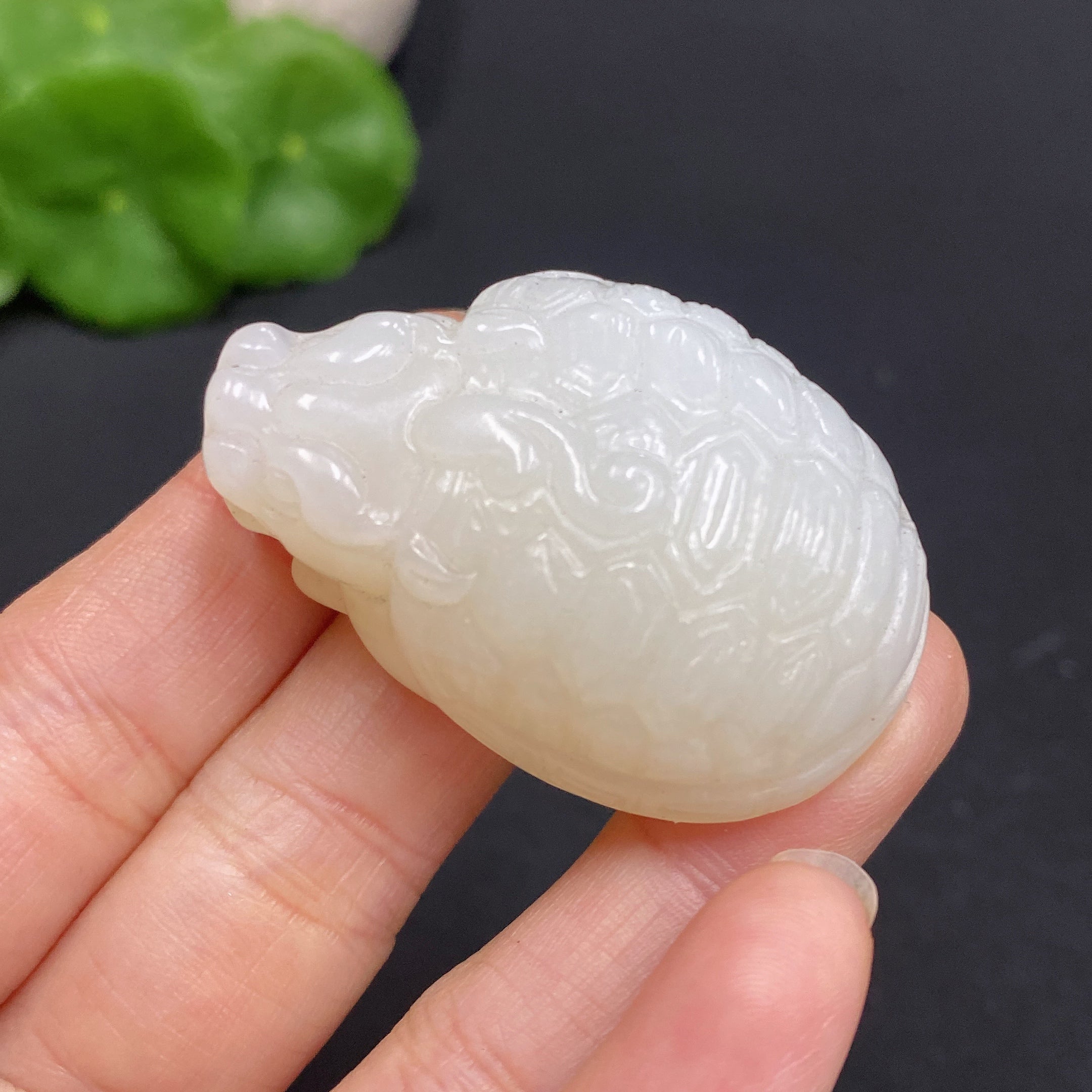 하티안 옥 펜던트 용거북 총 중량 약 33.2g