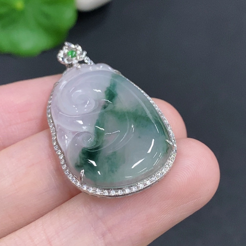 Jadeite Ruyi Pendant 18k Gold Chain Not Included Total Weight Approx. 4.6g (Excluding Chain) Non-Diamond
