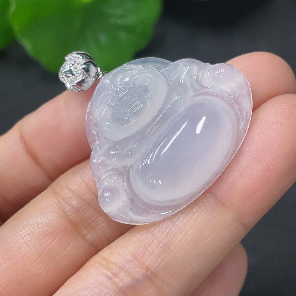 Jadeite Buddha pendant with 18K gold clasp, diamond accents, crafted by HUILIU HQ, weighing approximately 6g, detailed close-up image.