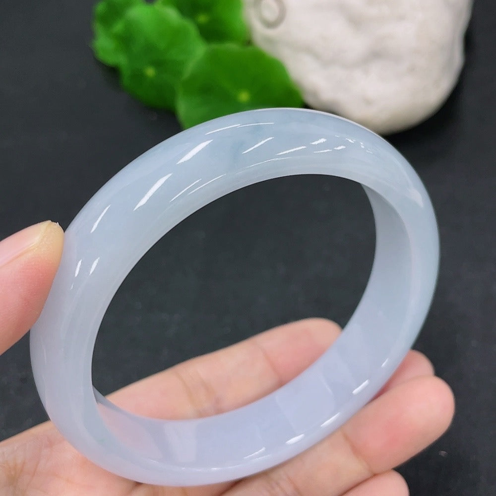 Jadeite Round Bangle