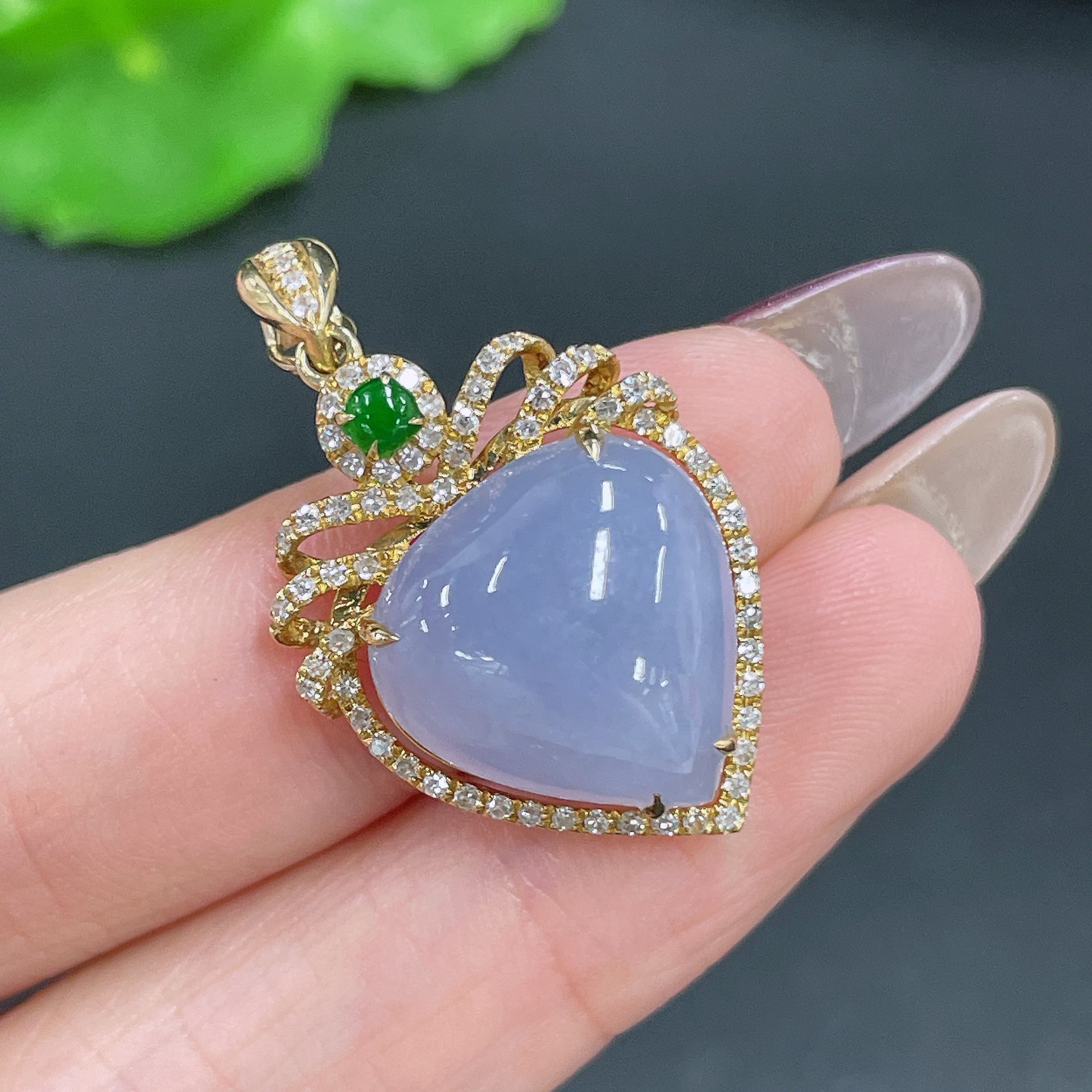 Jadeite Pendant Inlaid with Diamonds . | Huiliu Certified