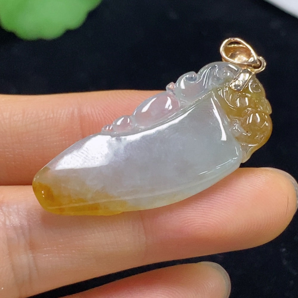 Huiliu certified jadeite Fu Gua pendant featuring traditional carved design, showcasing smooth green jade surface and intricate details.