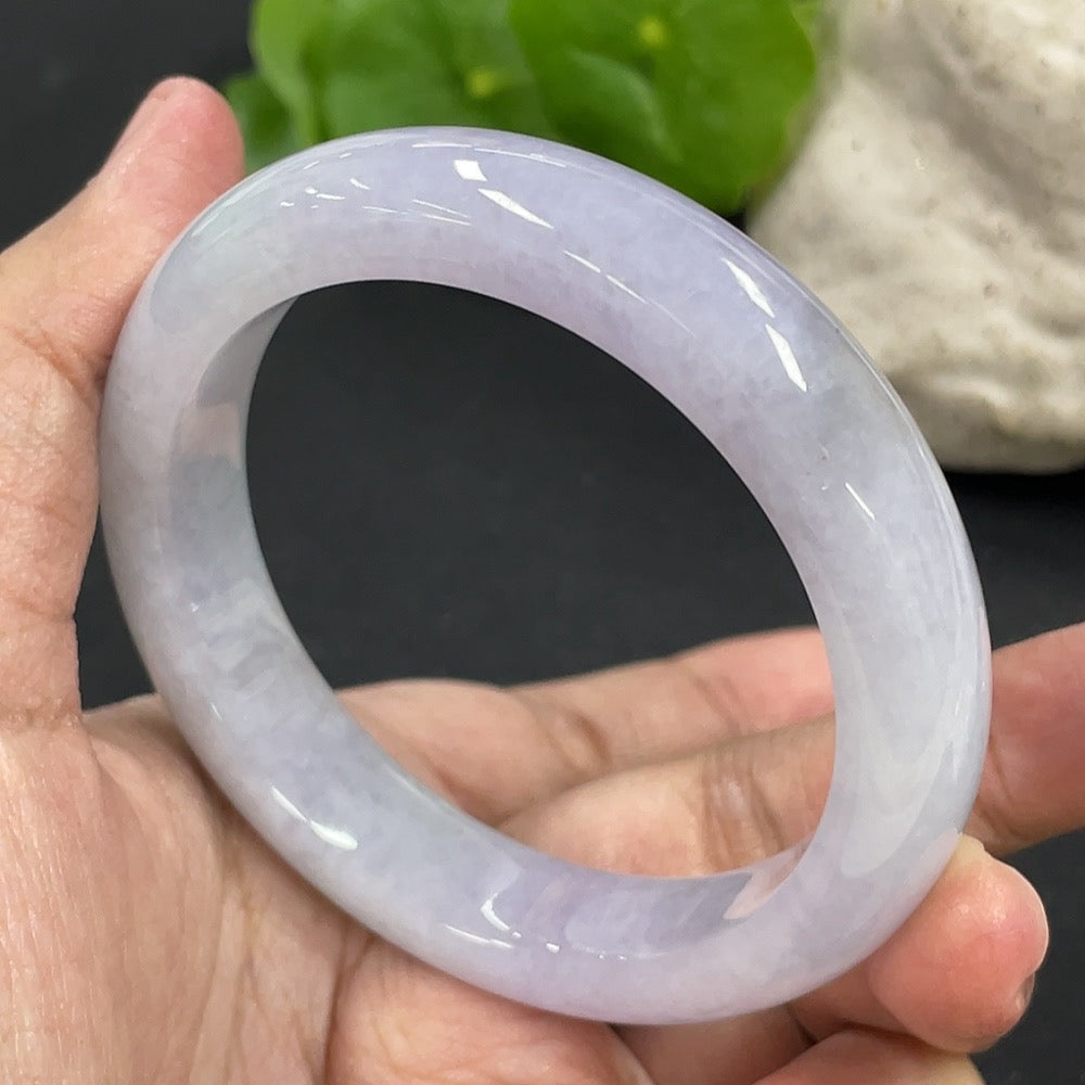 Jadeite Round Bangle