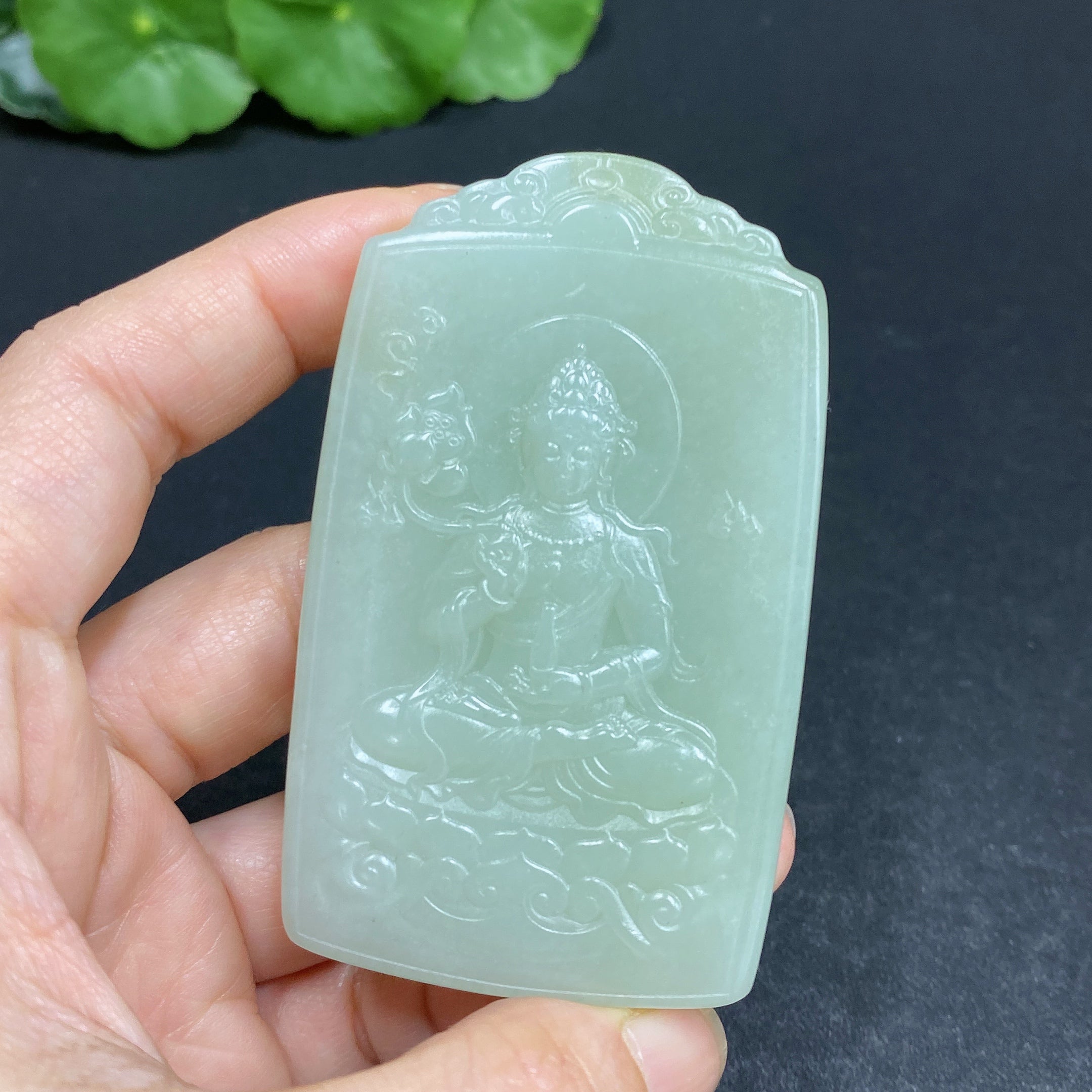 Hetian Jade Pendant Guanyin Total Weight Approx. 77.9g