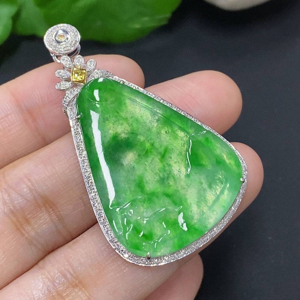 Jadeite landscape pendant by HUILIU HQ with 18k gold setting, colorless diamonds, showcasing intricate jade carving and gold accents.