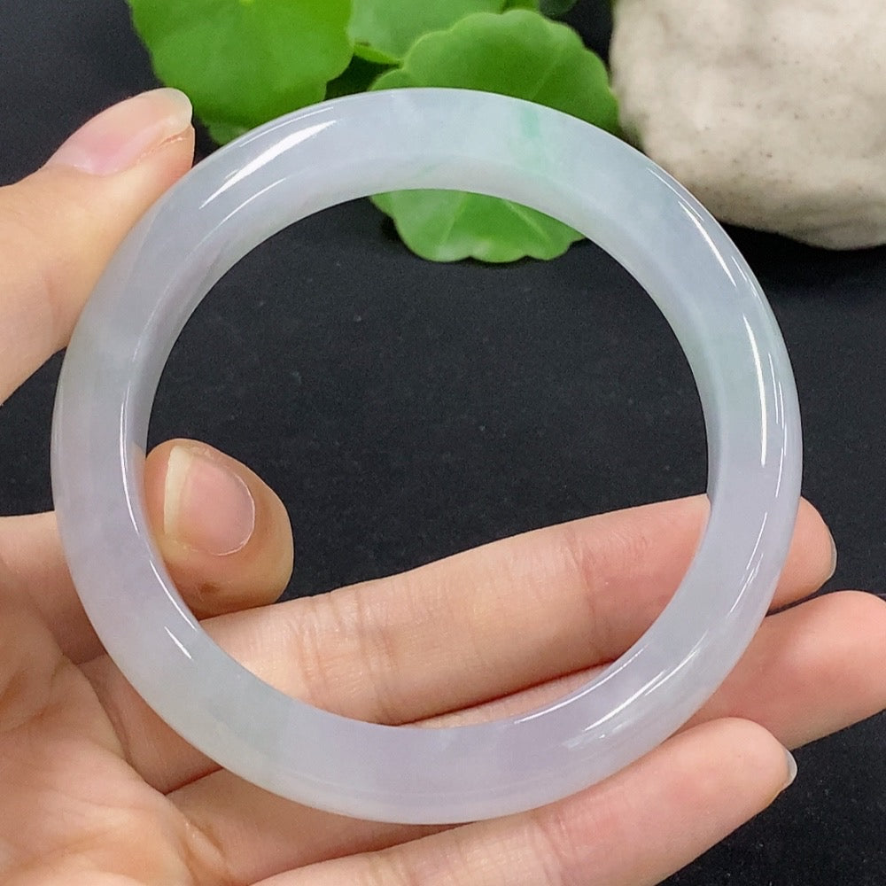 HKHQ jadeite round bangle in size 54.5, weighing 58.84g, featuring a smooth, polished green jadeite surface.