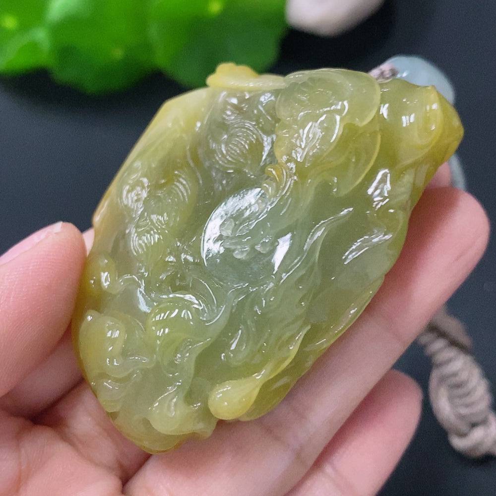 HUILIU HQ jadeite pendant featuring a phoenix design, approximately 81g, with a rope attachment, natural jade color and intricate craftsmanship.