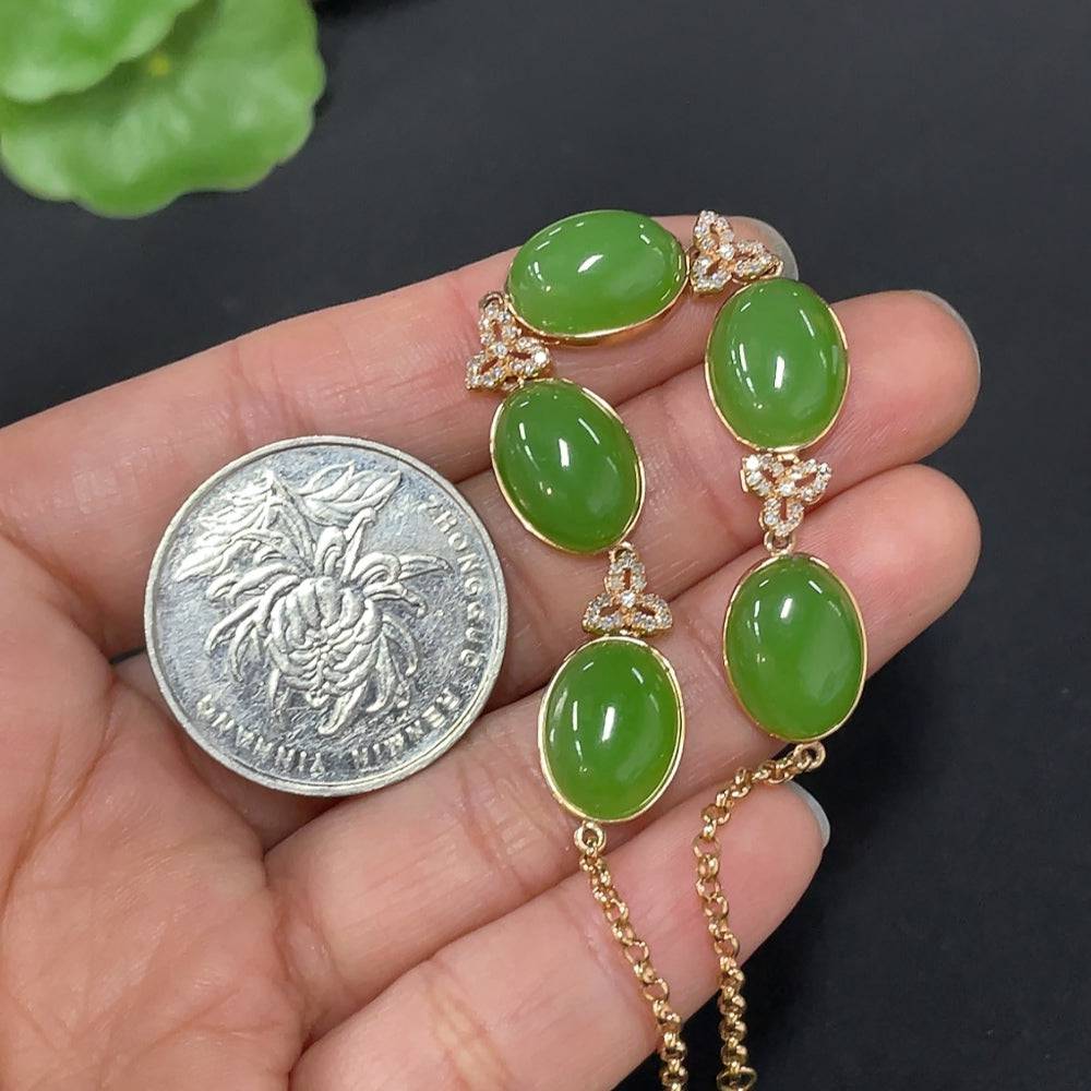 Huiliu Hetian Jade cabochon inlay bracelet with diamond accents, featuring suspected plated parts, crafted by HUILIU HQ.