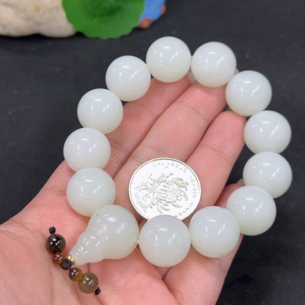 Hetian Jade Bracelet, containing other mineral components