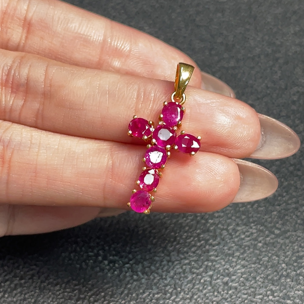 HUILIU HQ gold content ruby pendant with a 3.8x3.1mm gemstone, total weight approx. 2.83g, showcasing a vibrant red gemstone and gold setting.