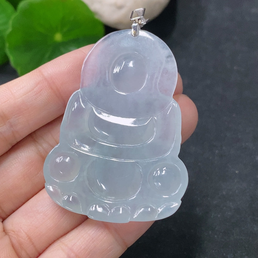 Jadeite Guanyin Pendant, Total Weight Approx. 15.8g, 18K Gold Clasp