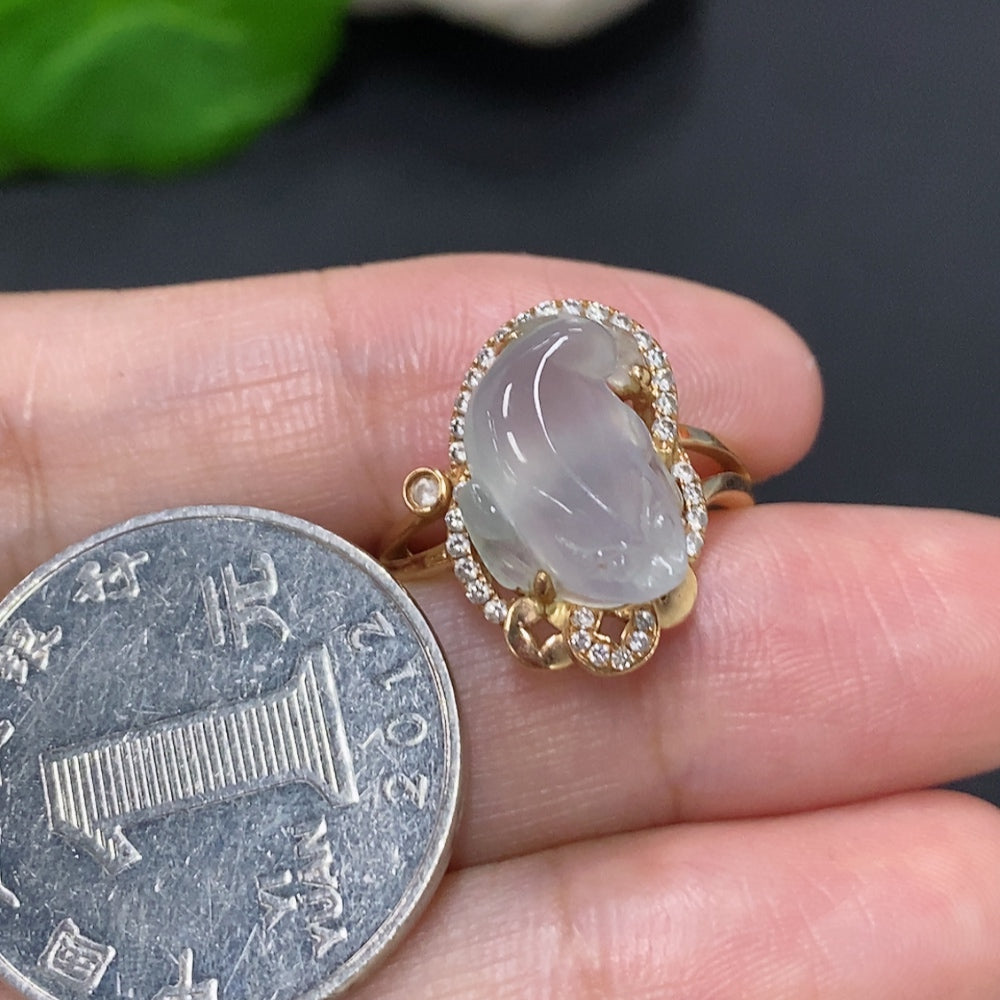 Jadeite inlaid ring 18K gold (with diamond accents)