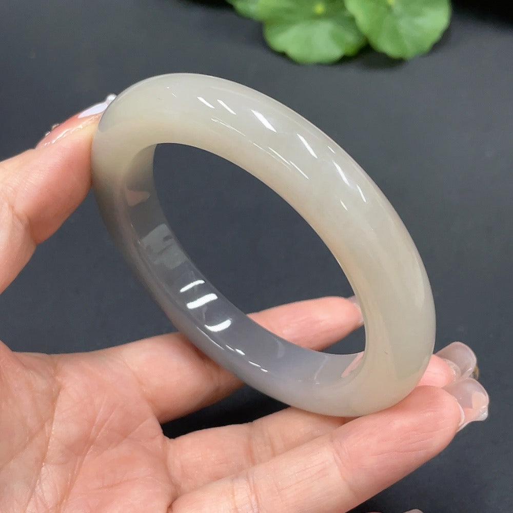 Hetian Jade Round Bracelet Size 58.5 Total Weight Approx. 72.04g